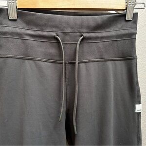 Vuori Joggers XS Olive Green